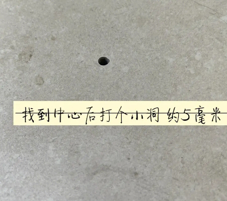 邢台瓷砖空鼓维修公司专业解答在瓷砖铺贴过程中，如果砂料搅拌不均匀，将会带来以下问题